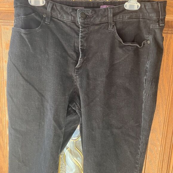 NYDJ Women's 14 Billie Mini Bootcut Black Lift & Tuck Technology Made in USA EUC - Picture 4 of 15